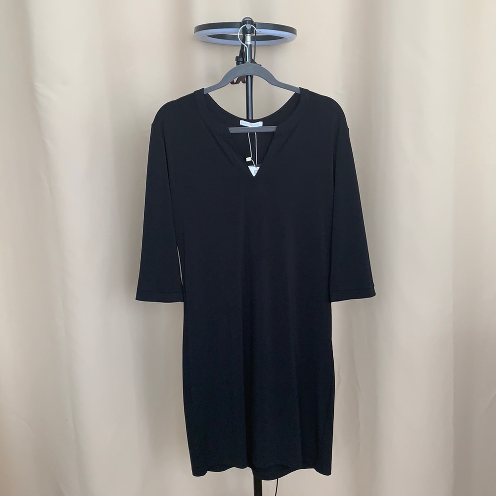 Mary Square 3/4 sleeve V neck Polyester/Spandex